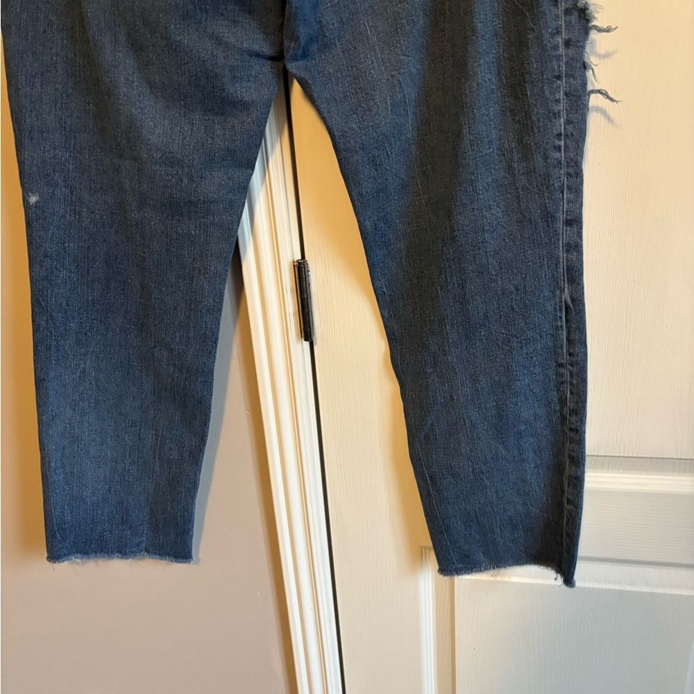 Old Navy Classic Blue Denim Jeans - Picture 3 of 4
